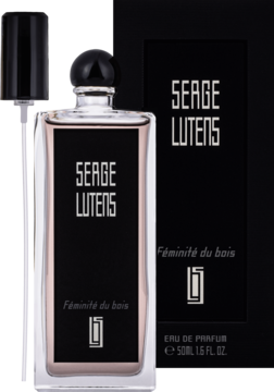 Serge Lutens Féminité du bois, 50ml EDP w butelce z czarną etykietą, widok przód-bok. Czarne opakowanie w tle.