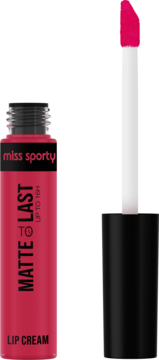 Fuksjowa, matowa pomadka w płynie Miss Sporty Matte To Last 16h. Otwarta tubka, aplikator z produktem obok.