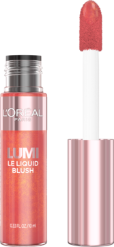 Rozświetlający róż w płynie L'Oréal Paris Lumi Le Liquid Blush Gold Pink, butelka i aplikator obok.
