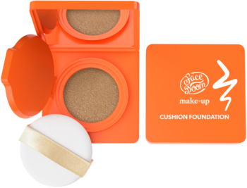 Otwarty pomarańczowy podkład cushion FaceBoom Make-Up nr 03 Beige z gąbeczką i opakowaniem obok, widok z góry.
