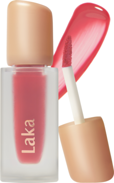 Zbliżenie na błyszczącą pomadkę Laka Fruity Glam Tint Fresh. Matowa butelka, aplikator, różowy, lśniący swatch.