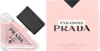 Prada Paradoxe, różowa damska woda perfumowana: trójkątny flakon z czarnym korkiem i puderowe opakowanie 30ml.