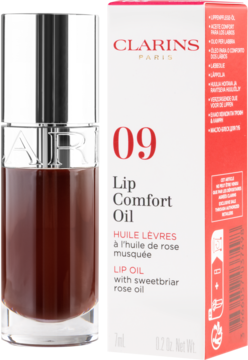 Clarins Lip Comfort Oil 09 Chocolate w butelce i pudełku. Zawiera olejek z dzikiej róży. Widok przodem.