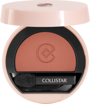 Matowy cień do powiek Collistar Paprika Matte, otwarty beżowy kompakt z czarnym aplikatorem, widok z góry.