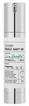 VT Reedle Shot® 300 booster do twarzy 50ml, srebrna butelka z pompką, etykieta Cica Reedle™.