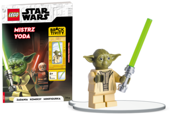 Zbliżenie: minifigurka LEGO Star Wars Yody w beżowej szacie z zielonym lightsaberem, obok książki.