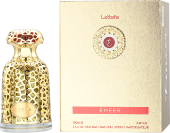 Lattafa Emeer EDP unisex, orientalny zapach. Złota butelka z bogatym wzorem obok pudełka z logo, widok z przodu.