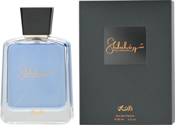 Rasasi Shuhrah Pour Homme, drzewno-aromatyczna woda perfumowana: niebieska butelka i czarne pudełko, widok z przodu.