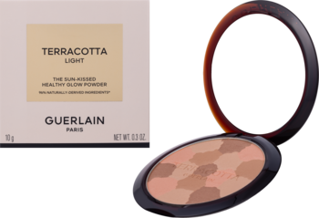 Guerlain Terracotta Light rozświetlający puder: beżowe pudełko i otwarty kompakt z lustrem, brązowo-różowe odcienie.