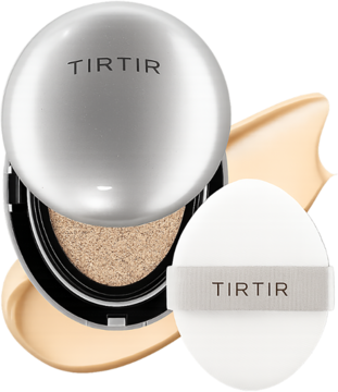 Nawilżający podkład TIRTIR Mask Fit Aura Cushion, srebrny otwarty kompakt z beżową gąbką i białym aplikatorem.