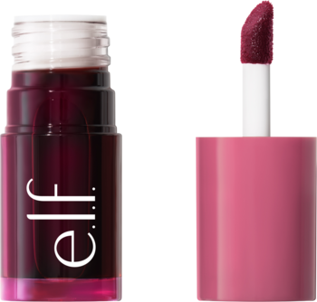 Zbliżenie na tint e.l.f. Sheer For It Plums Up, ciemny fioletowy flakon i otwarty aplikator z błyszczącą formułą.
