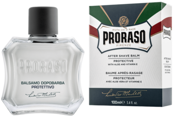 Balsam Proraso Protective After Shave Balm, przezroczysta butelka obok pudełka w barwach włoskiej flagi, widok z przodu.