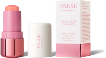 Paese Butter Blend Blush Stick Coral, otwarty, różowy sztyft z brzoskwiniowym różem obok pudełka.