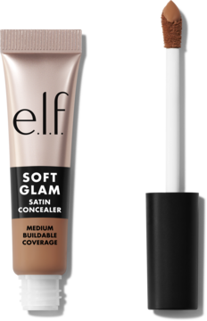 Korektor e.l.f. Soft Glam Satin w tubce z aplikatorem, odcień Medium, widok z przodu, średnie krycie.