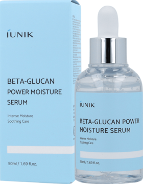 Nawilżające serum iUNIK Beta-Glucan Power Moisture, niebieskie pudełko i butelka z pipetą, lekko pod kątem.