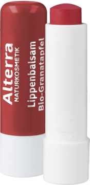 Alterra Bio-Granatapfel Lippenbalsam. Zamknięty czerwony sztyft obok otwartego z czerwoną pomadką. Widok z przodu.