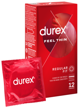Czerwone pudełko prezerwatyw Durex Feel Thin, 12 szt., oraz pojedyncza prezerwatywa na pierwszym planie.