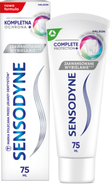 Pasta Sensodyne Kompleksowa Ochrona+ Zaawansowane Wybielanie, biała tubka 75ml z niebieskimi falami i kartonik.