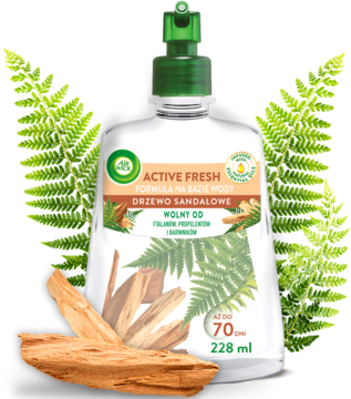 Air Wick Active Fresh drzewo sandałowe, biała butelka 228ml, formuła wodna, otoczona paprocią i drewnem.