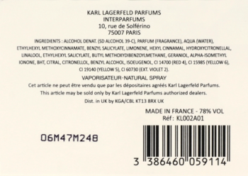 Tył opakowania perfum Karl Lagerfeld, biała etykieta ze składnikami, kodem kreskowym i napisem Made in France.