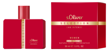 Perfumy S.Oliver Selection Eau Intense Women w dwóch czerwonych pudełkach ze złotym paskiem, widok z przodu.