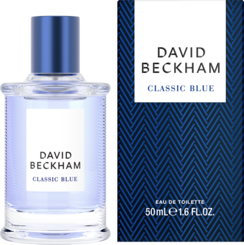 David Beckham Classic Blue woda toaletowa męska w niebieskiej butelce z teksturowanego szkła i dopasowanym pudełku.