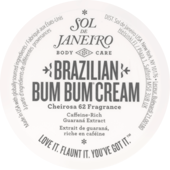 Okrągła etykieta kremu Sol de Janeiro Brazilian Bum Bum, Cheirosa 62 Fragrance, z kofeiną i guaraną, widok z góry.